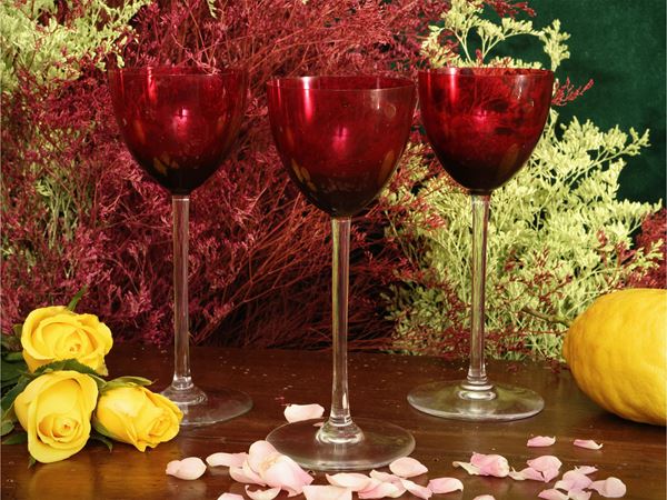 Serie di sei calici in cristallo bicolore, modello Ruby, Baccarat