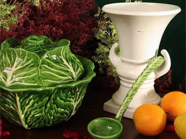 Due accessori in ceramica per la tavola