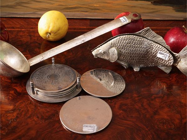 Table accessories, also in silver
