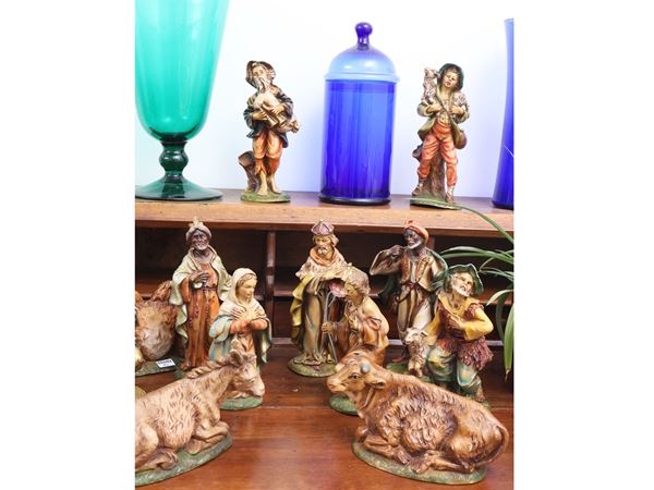 Gruppo di dieci personaggi da presepe