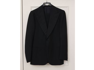 Brioni per Ugolini Firenze, Smoking da inverno in lana con giacca ad un petto