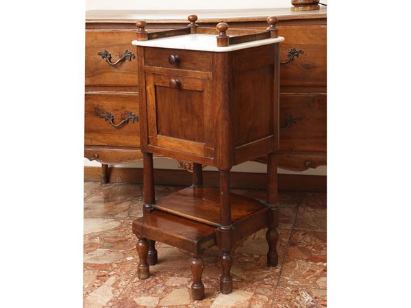 Pair of walnut bedside tables-kneelers