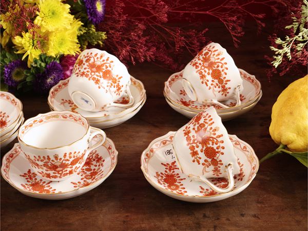 Series of twelve porcelain coffee cups, Indische Blumen decoration, Meissen