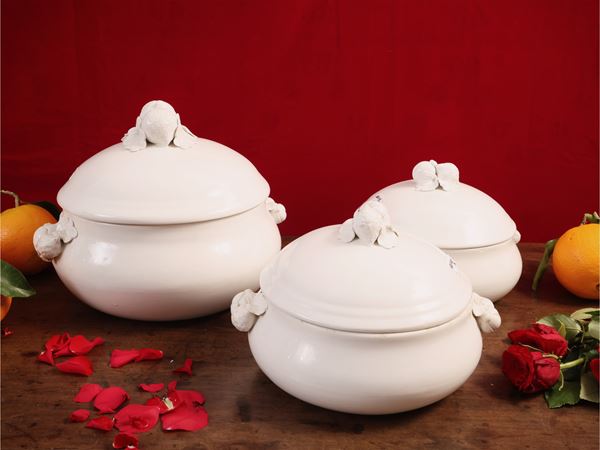 Tre legumiere in ceramica