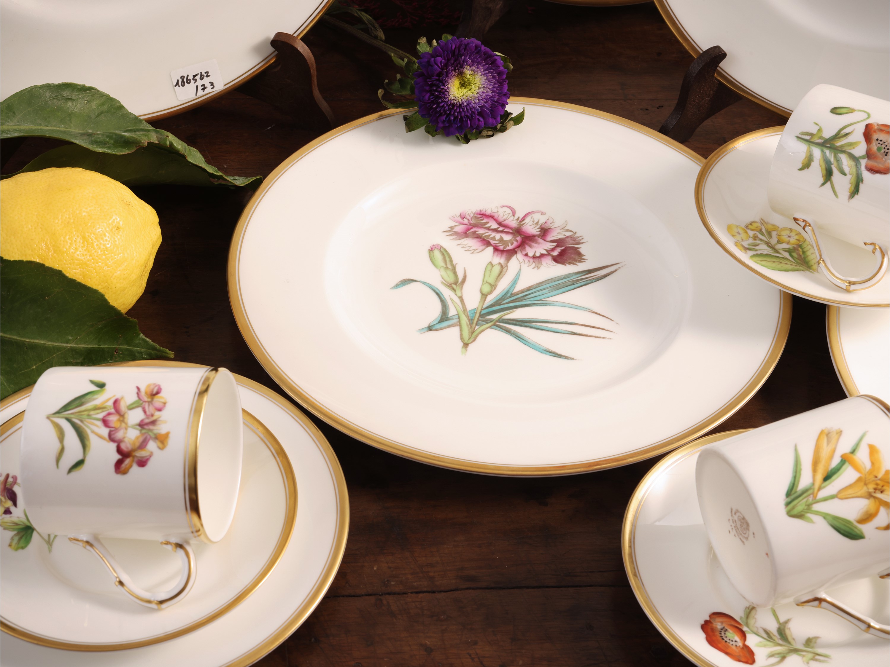 Servizio da tavola in porcellana, Royal Worcester
