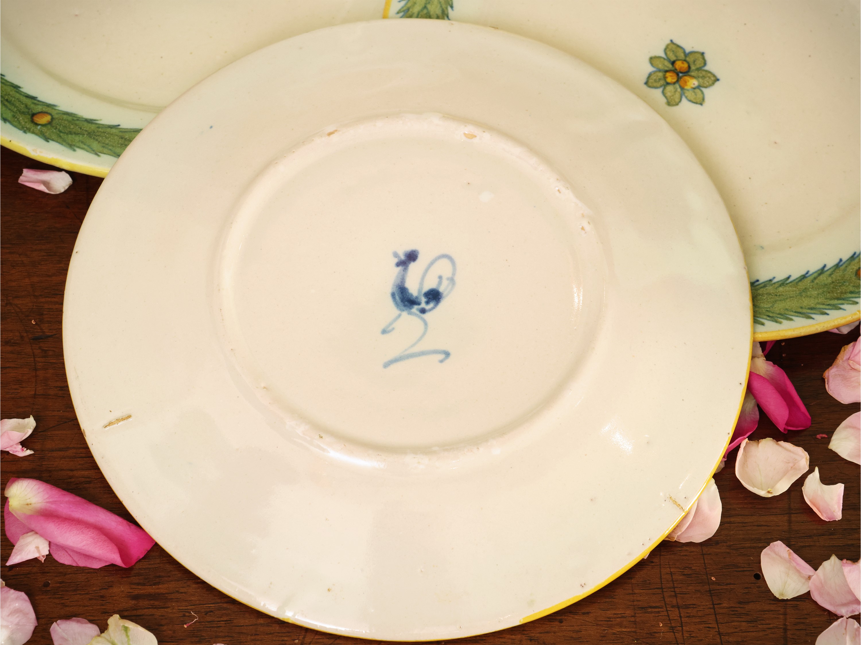 Serie di Quindici Piattini in Ceramica Smaltata, Cantagalli