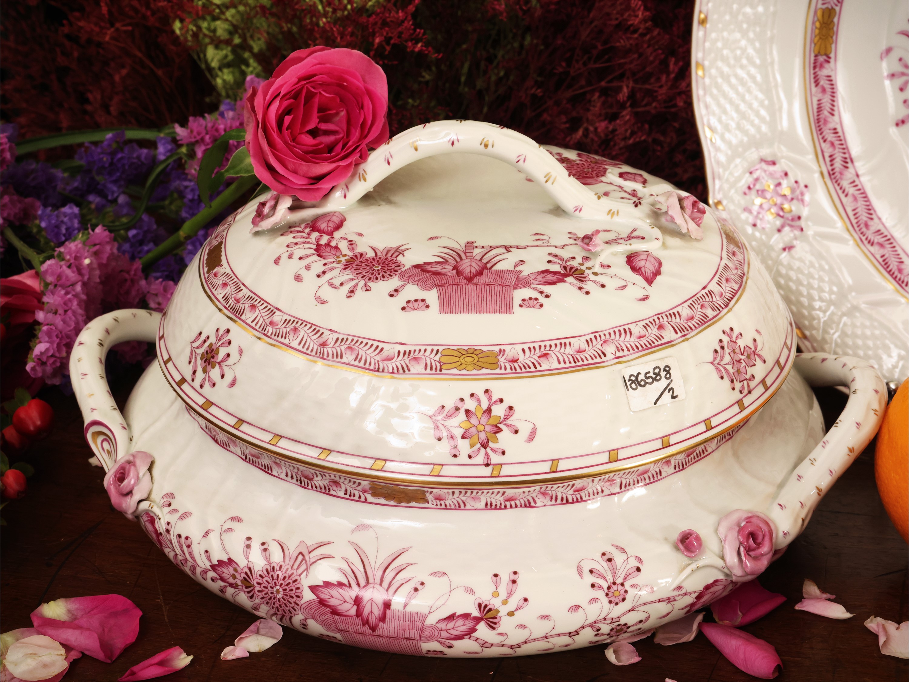 Zuppiera in porcellana, decoro Indian Basket, Herend