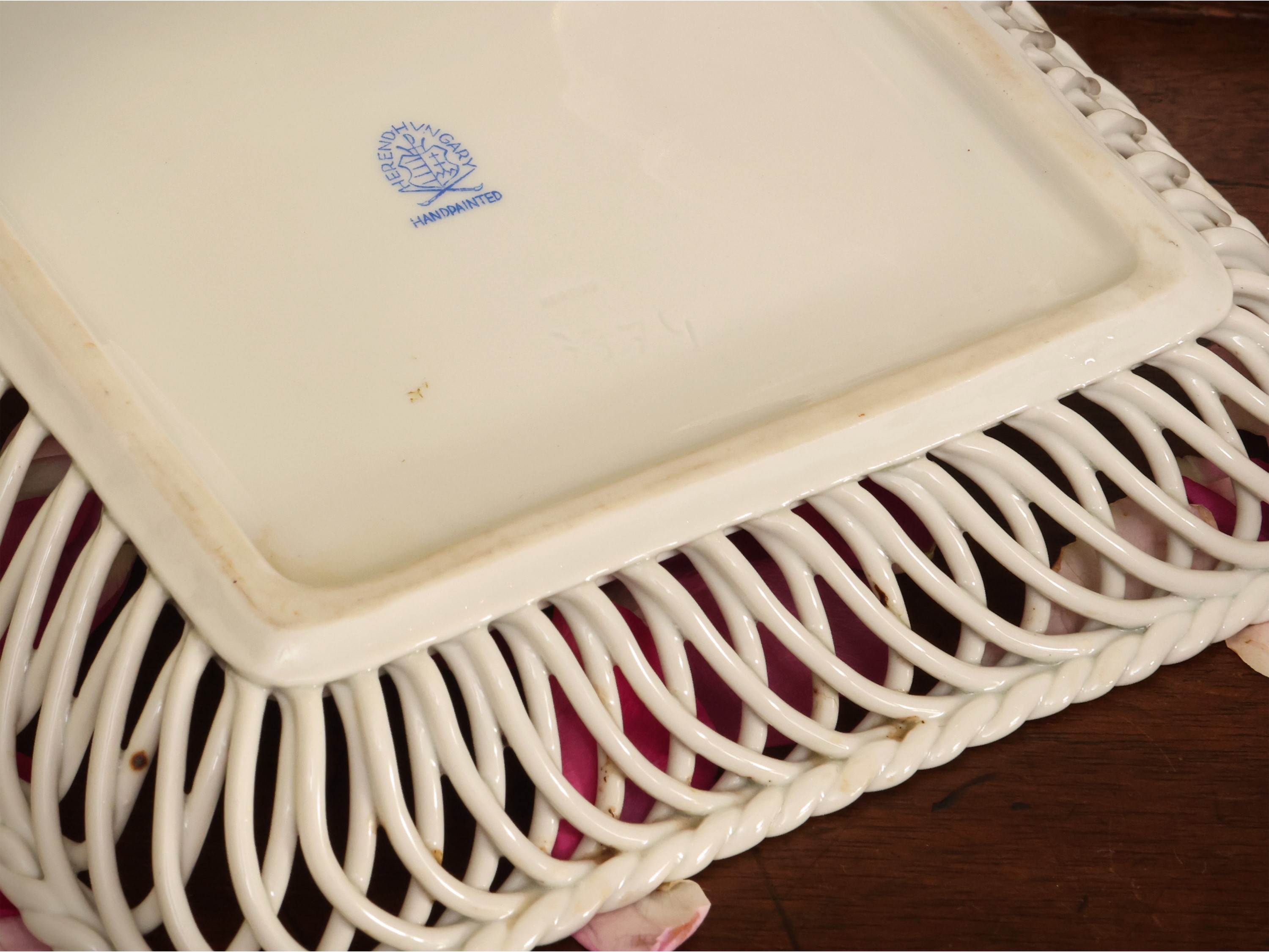 Set in Porcellana, Decoro Indian Basket, Herend