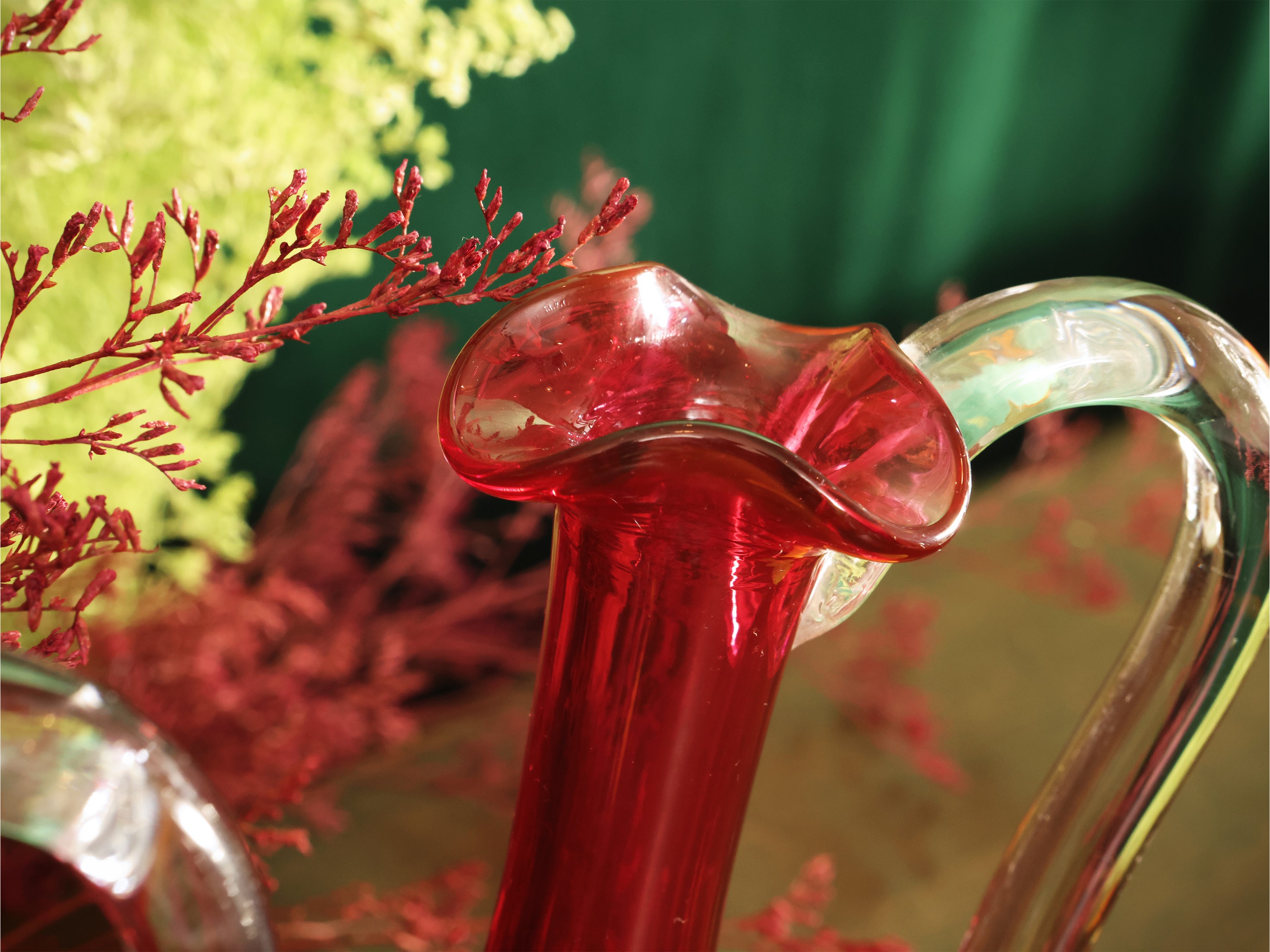 Coppia di Caraffe da Vino in Cristallo Rosso Baccarat