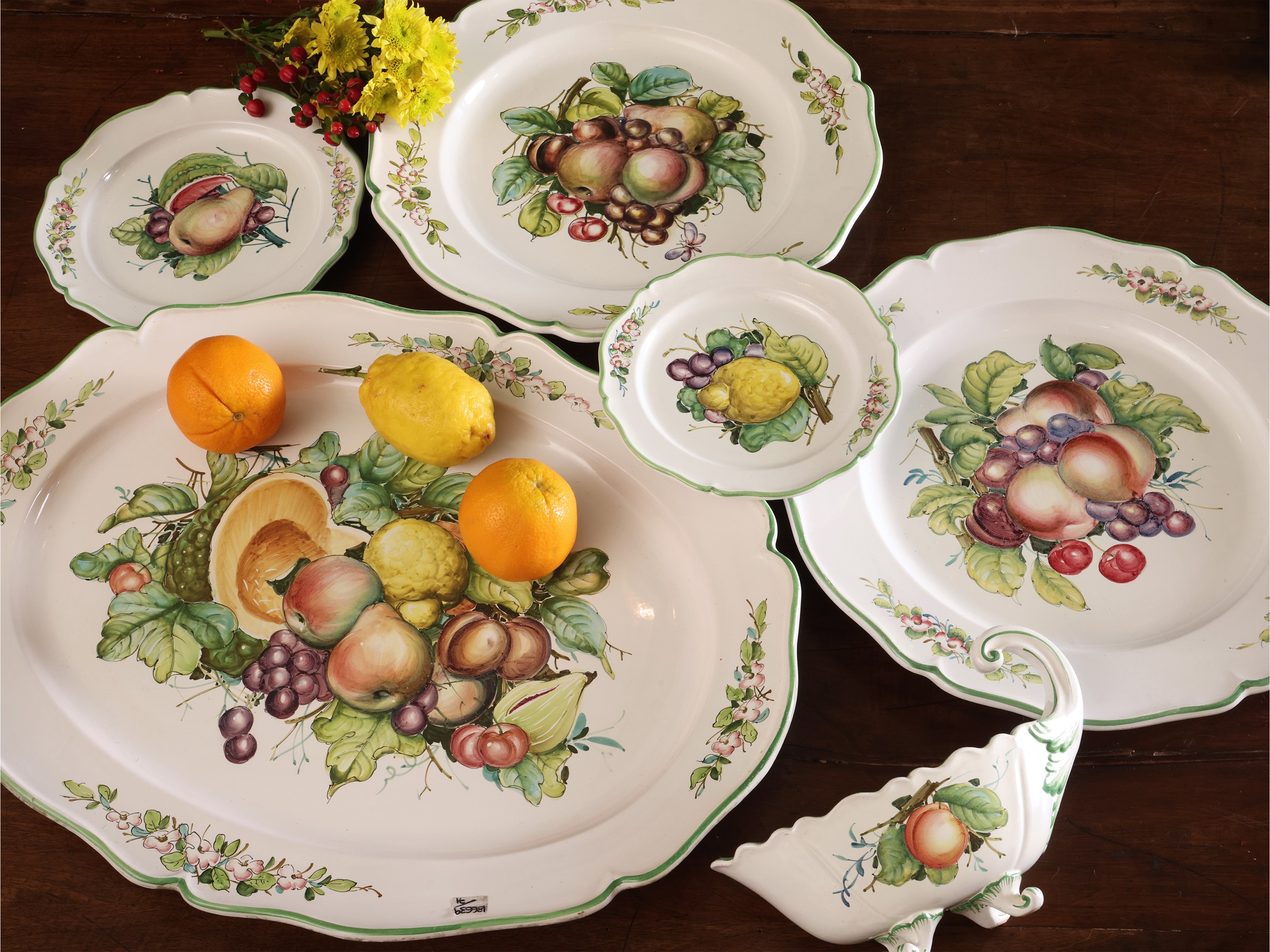 Servizio di piatti in ceramica, Zaccagnini