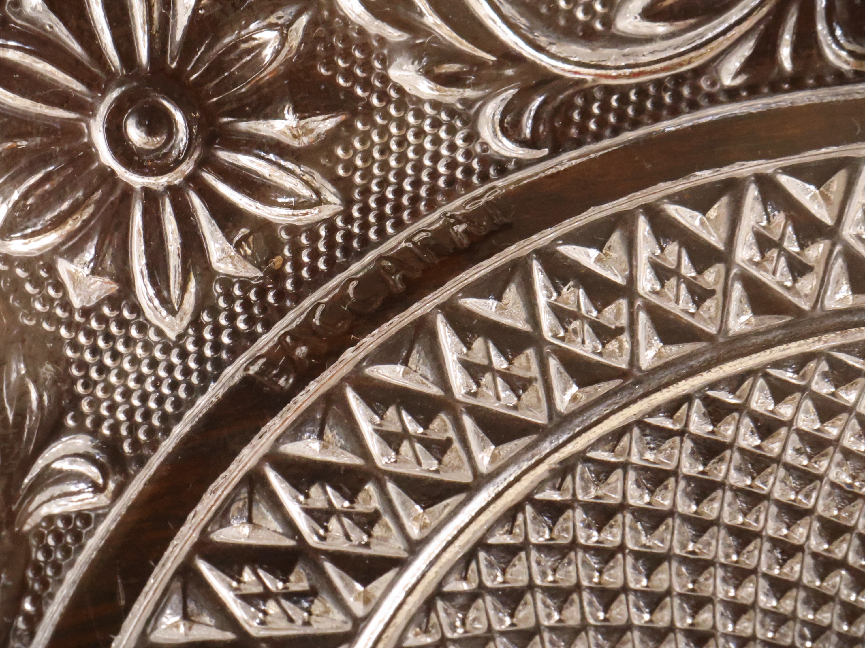 Dodici Piattini in Vetro Pressato, Modello Arabesque, Baccarat