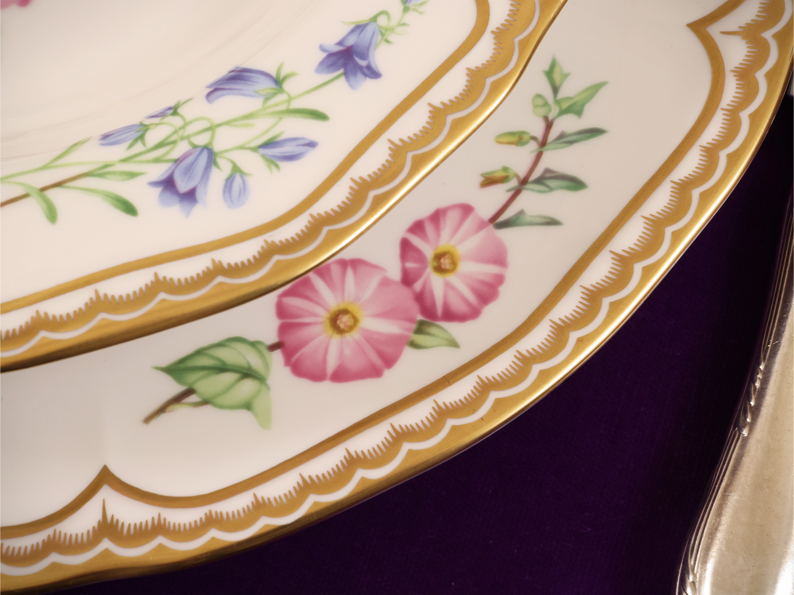 Servizio di Piatti in Porcellana, Decoro Sandringham, Royal Worcester