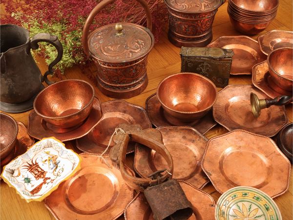Miscellanea di accessori d'epoca