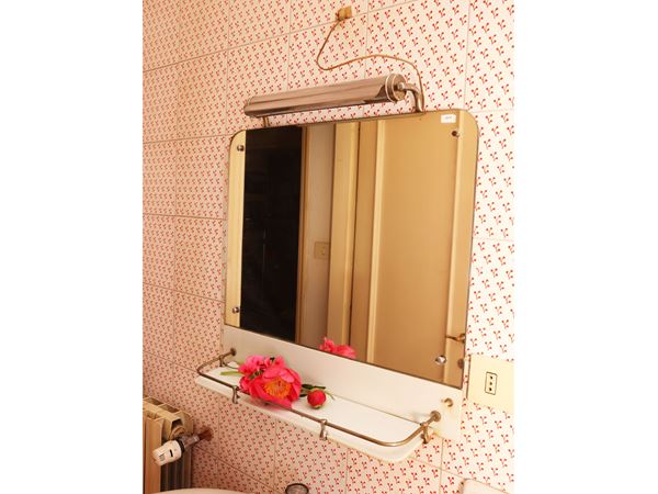 PIccola specchiera vintage per stanza da bagno