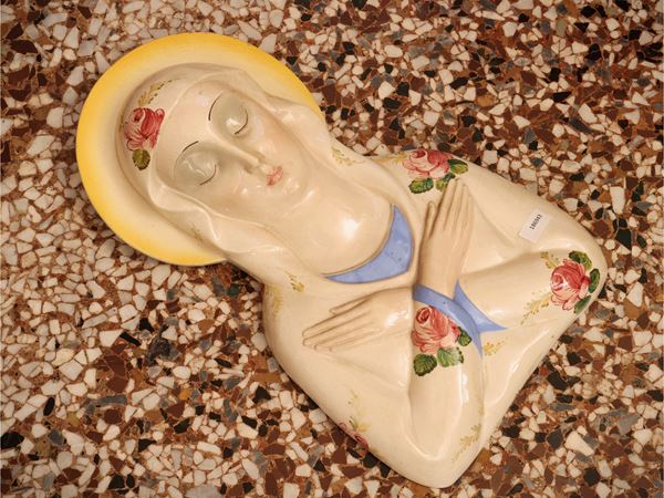 Vergine in preghiera