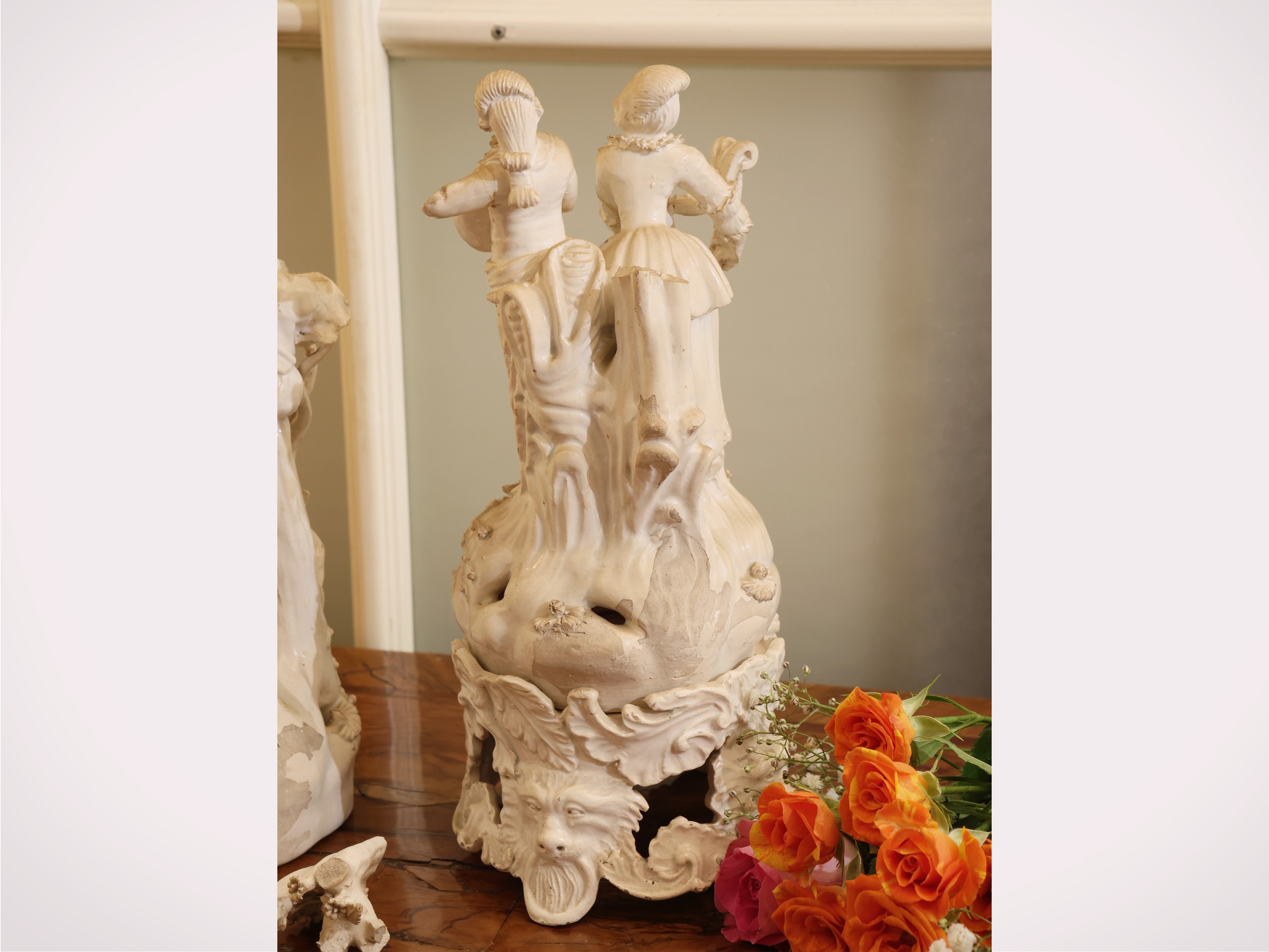 Bassano, Due gruppi in terraglia con putti e pastorelli (XIX/XX secolo)