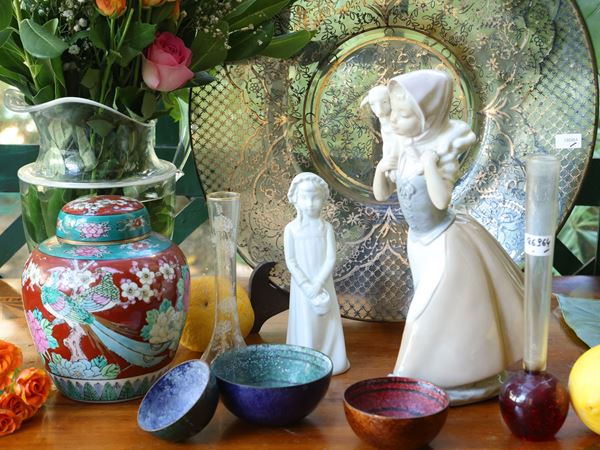 Vintage decorative accessories