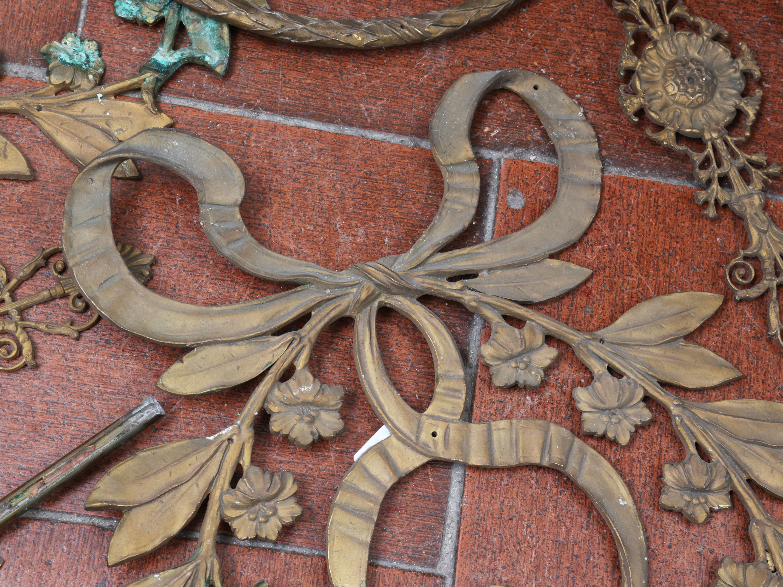 Miscellanea di ornamenti, bronzo dorato, XIX/XX secolo