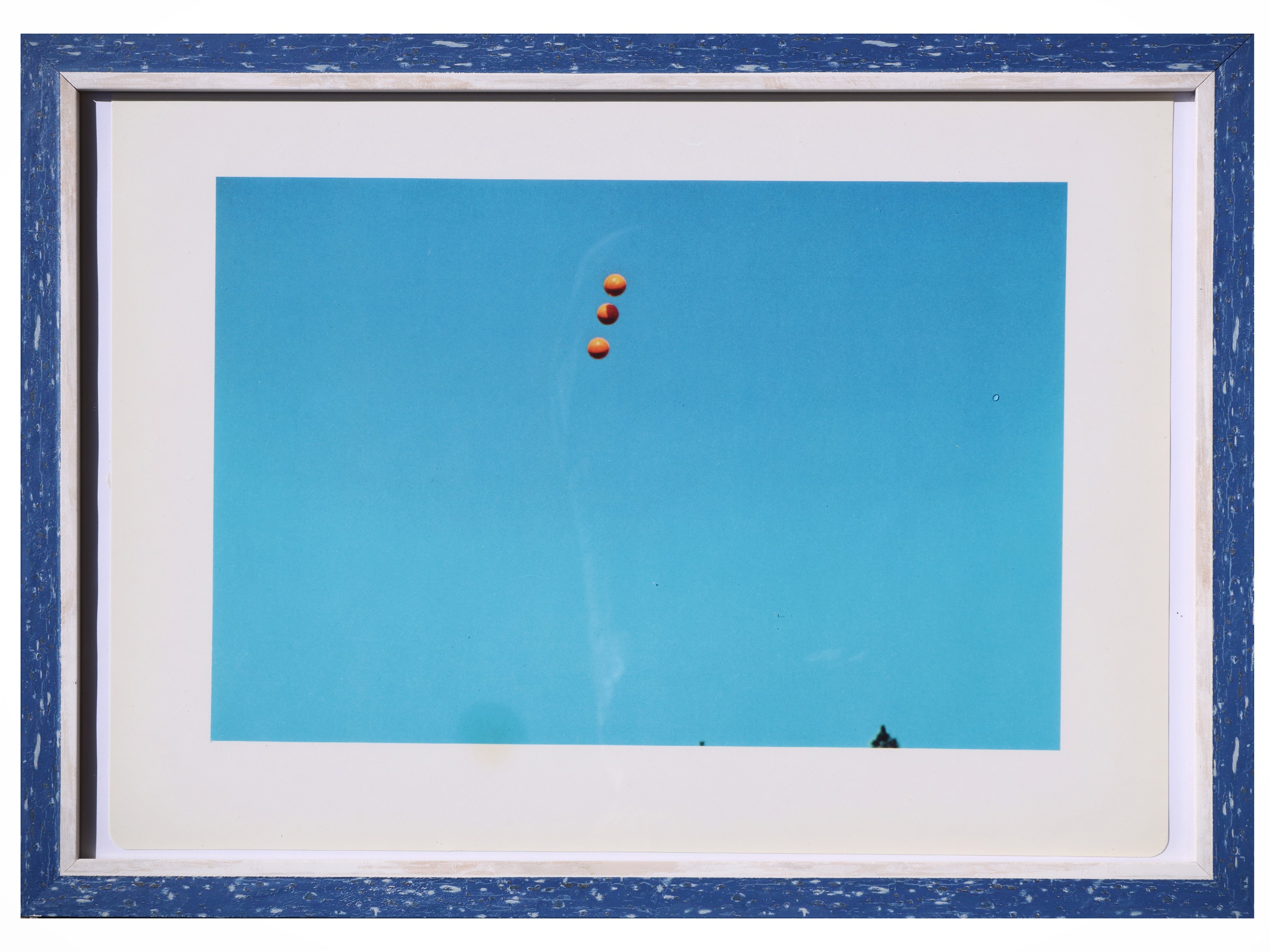 John Baldessari - Due composizioni da Throwing three balls in the air to get a straight line, 197...