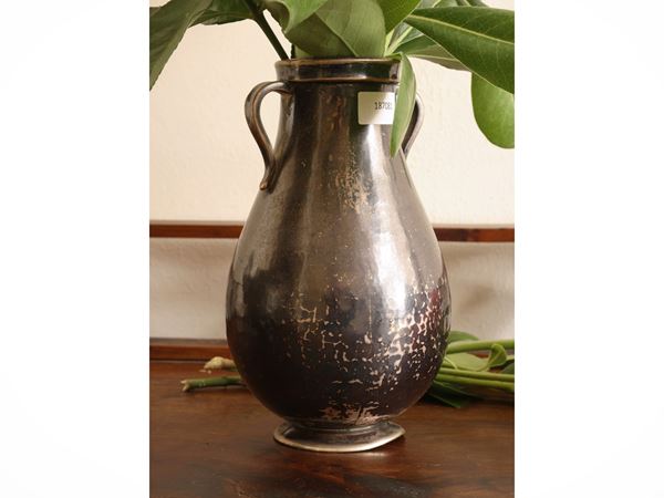 Vaso da fiori ad anfora in argento, Buccellati