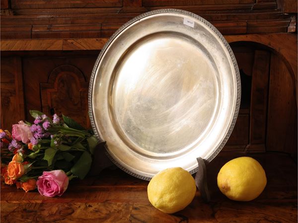 Silver serving plate  - Auction Florentine Style. A Private Collection - Maison Bibelot - Casa d'Aste Firenze - Milano