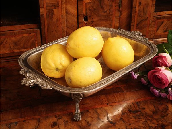 Silver centerpiece basket