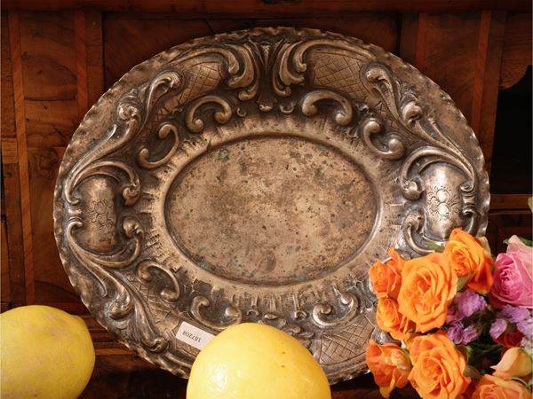Silver centerpiece tray