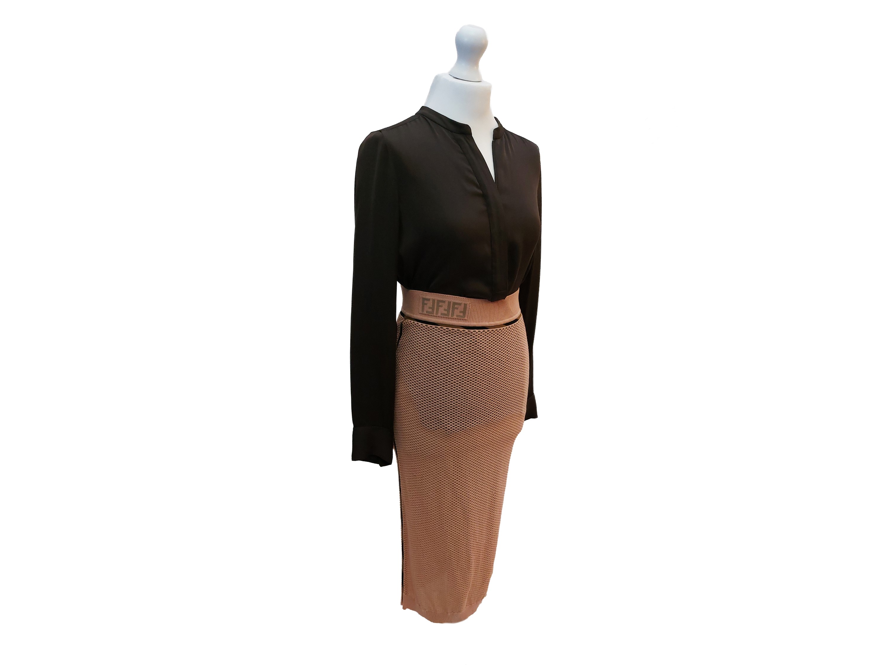 Fendi, Gonna midi rosa antico in maglia traforata a micro rete