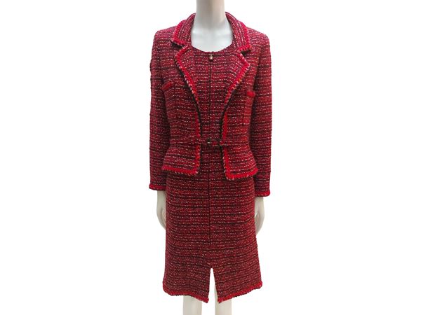 Chanel - Dress and Jacket Set in burgundy bouclé wool