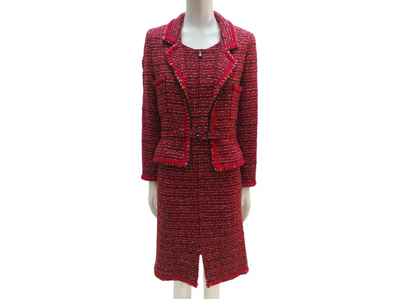 Chanel - Completo Abito e Giacca in Lana Bouclé Bordeaux