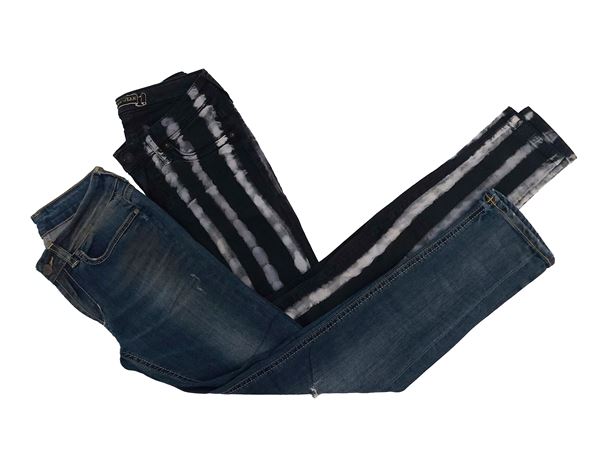 Due paia di jeans skinny
