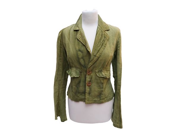 Casual olive green linen suit
