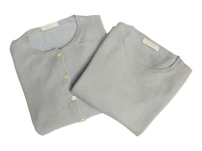 Prada, Twin set in cashmere azzurro polvere (cardigan e sotto giacca a manica corta), taglia 42