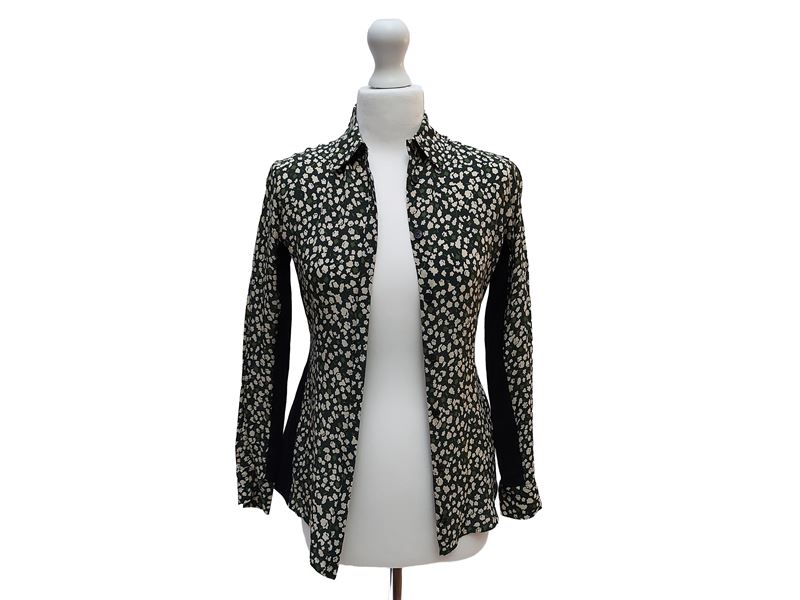 Burberry, Camicia in seta a fantasia floreale