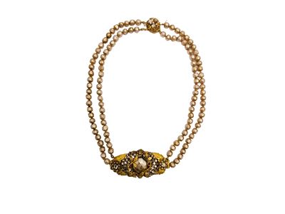 Miriam Haskell, Collana a due fili di perle barocche con pendente centrale