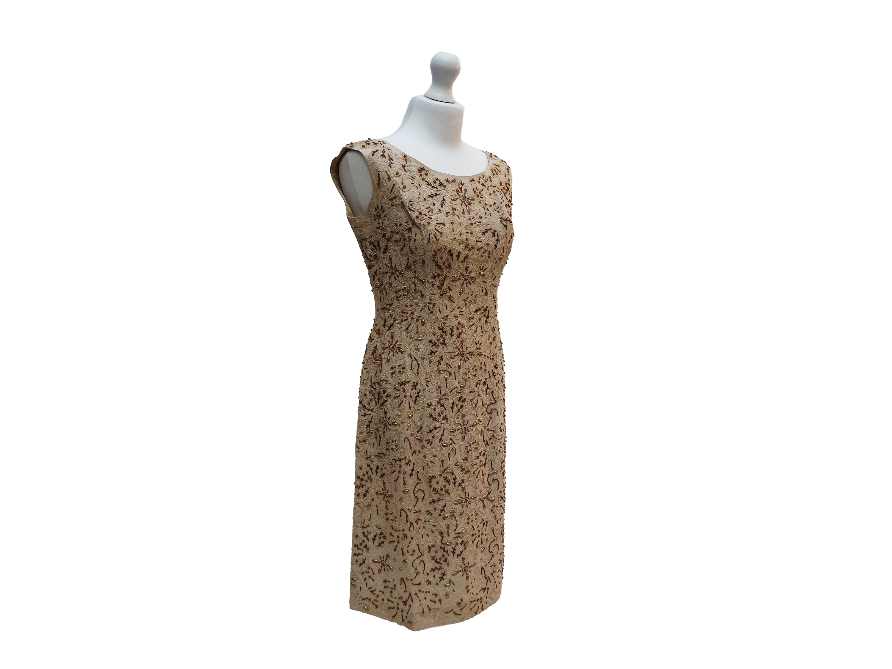 Abito Sartoriale in Pizzo Beige con Perline