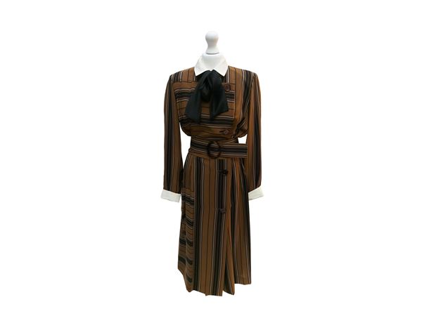 Salvatore Ferragamo - Abito in seta marrone in stile 
