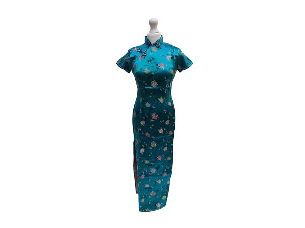 Traditional Chinese dress