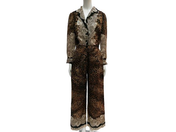 Animal print tailored suit