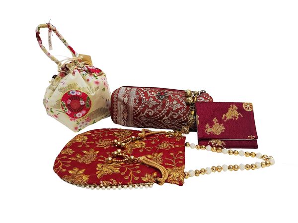 Lotto di accessori etnici
