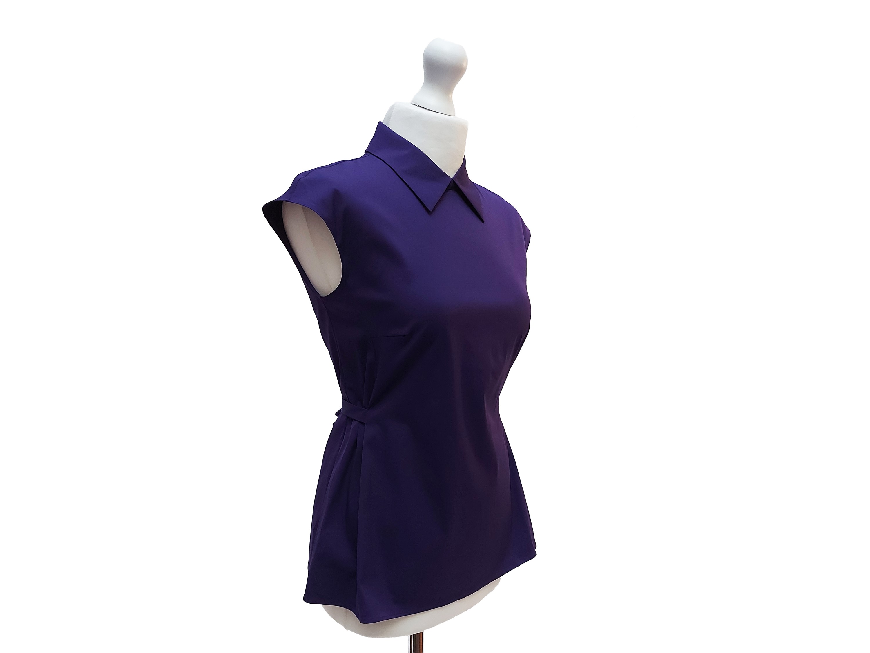 Prada, Blusa in cotone viola con modello avvitato e cinturino annodabile sul retro