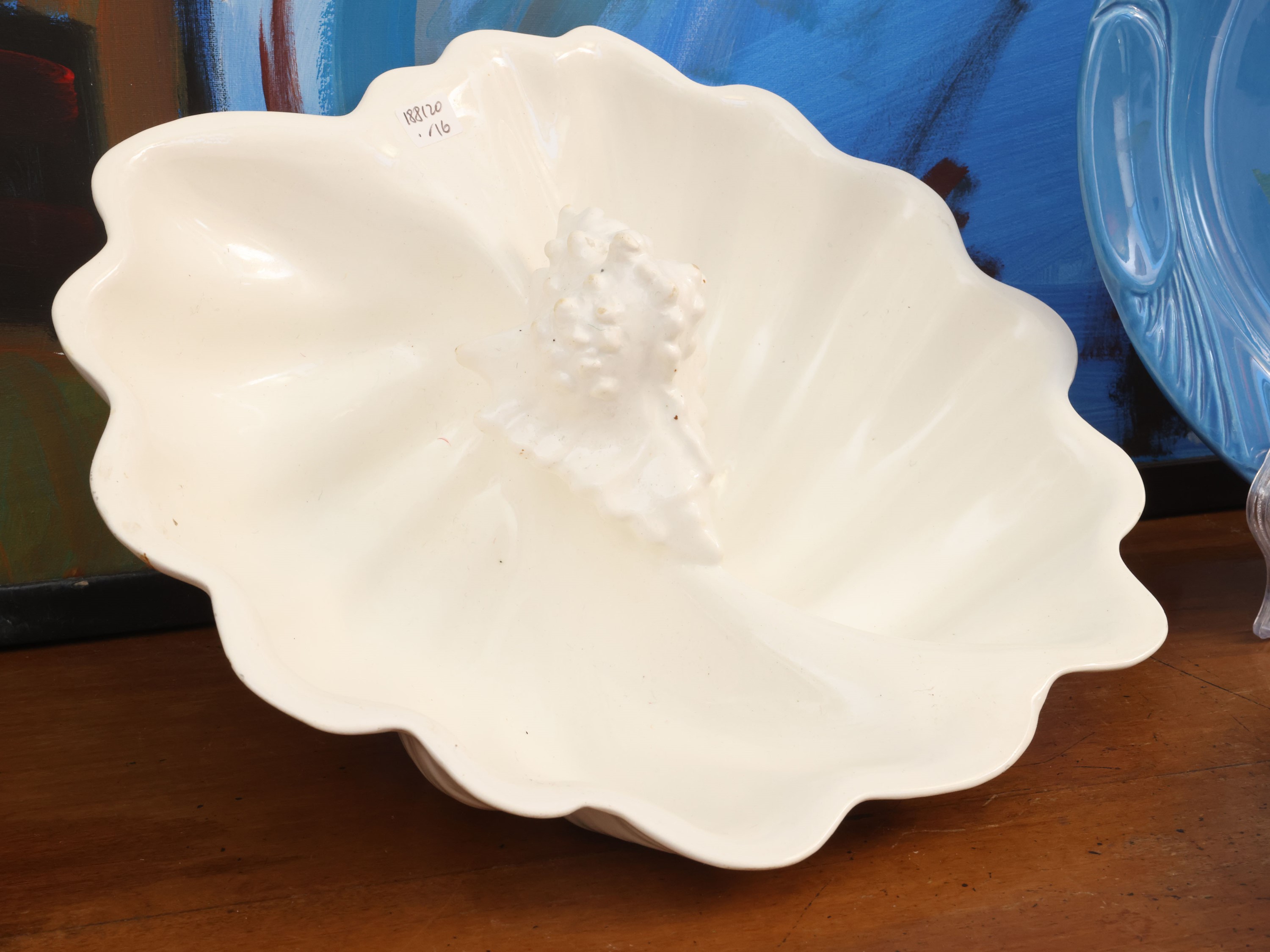 Miscellanea di accessori per antipasti di pesce in ceramica, con vassoio per ostriche e vassoi co...