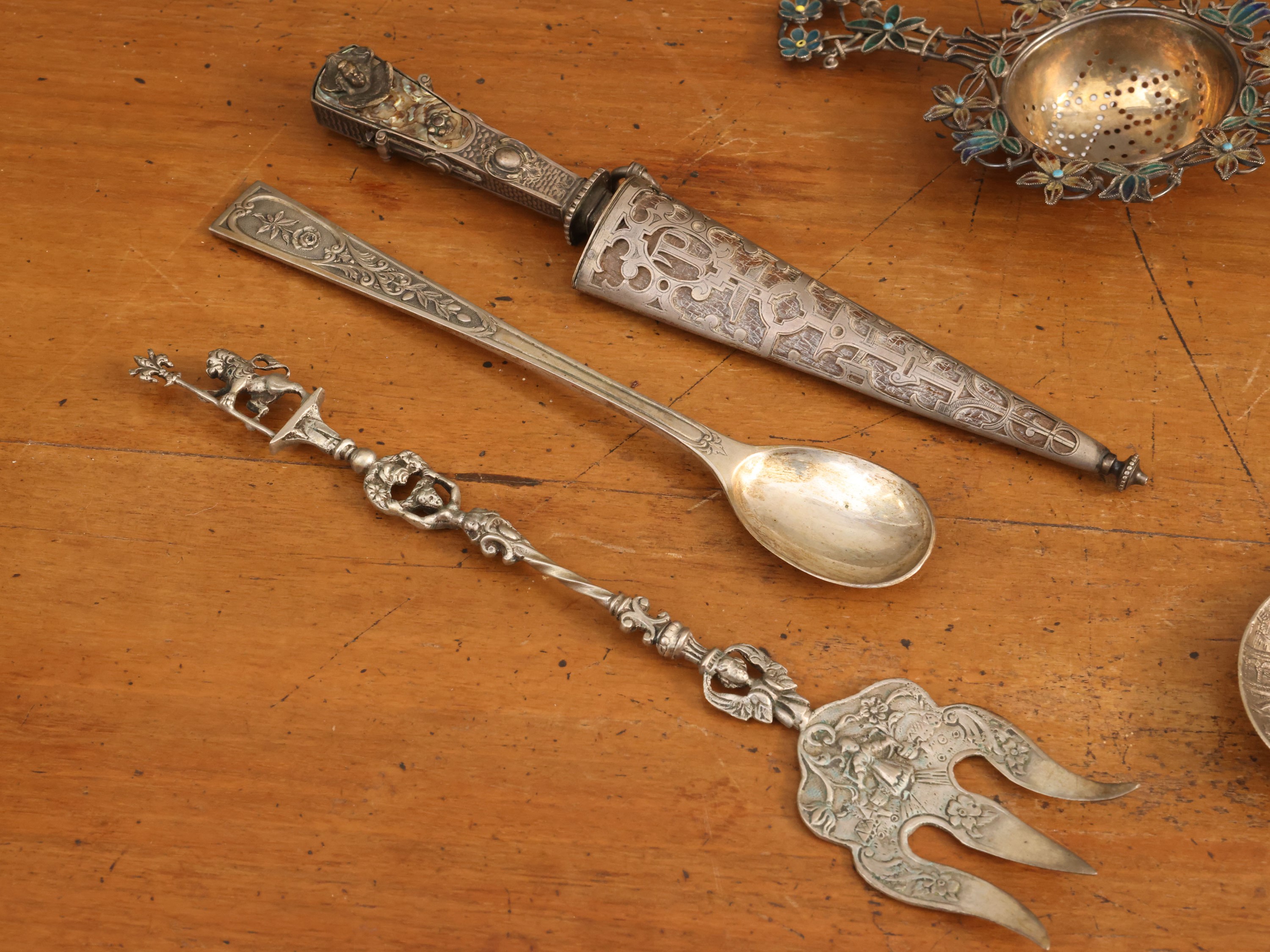 Germania e Venezia, curiosità d’epoca in argento e oggetti da collezione (inizio XX secolo)