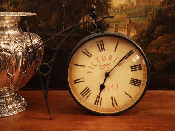 Metal wall clock