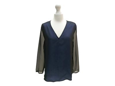 Givenchy, Blusa in chiffon di seta nera con fodera in seta viola