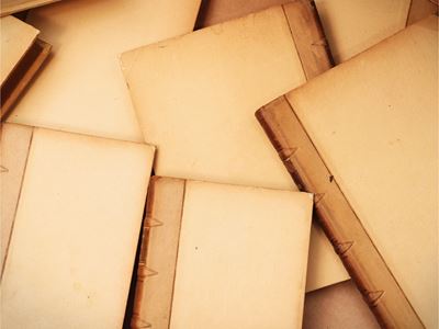 Grande miscellanea di libri d’epoca, per lo più di narrativa straniera (XIX/XX secolo)