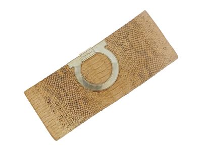 Ferragamo, Pochette in pitone naturale con fibbia a logo