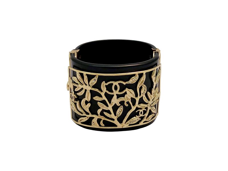 Chanel - Bracciale Rigido in Resina e Legno