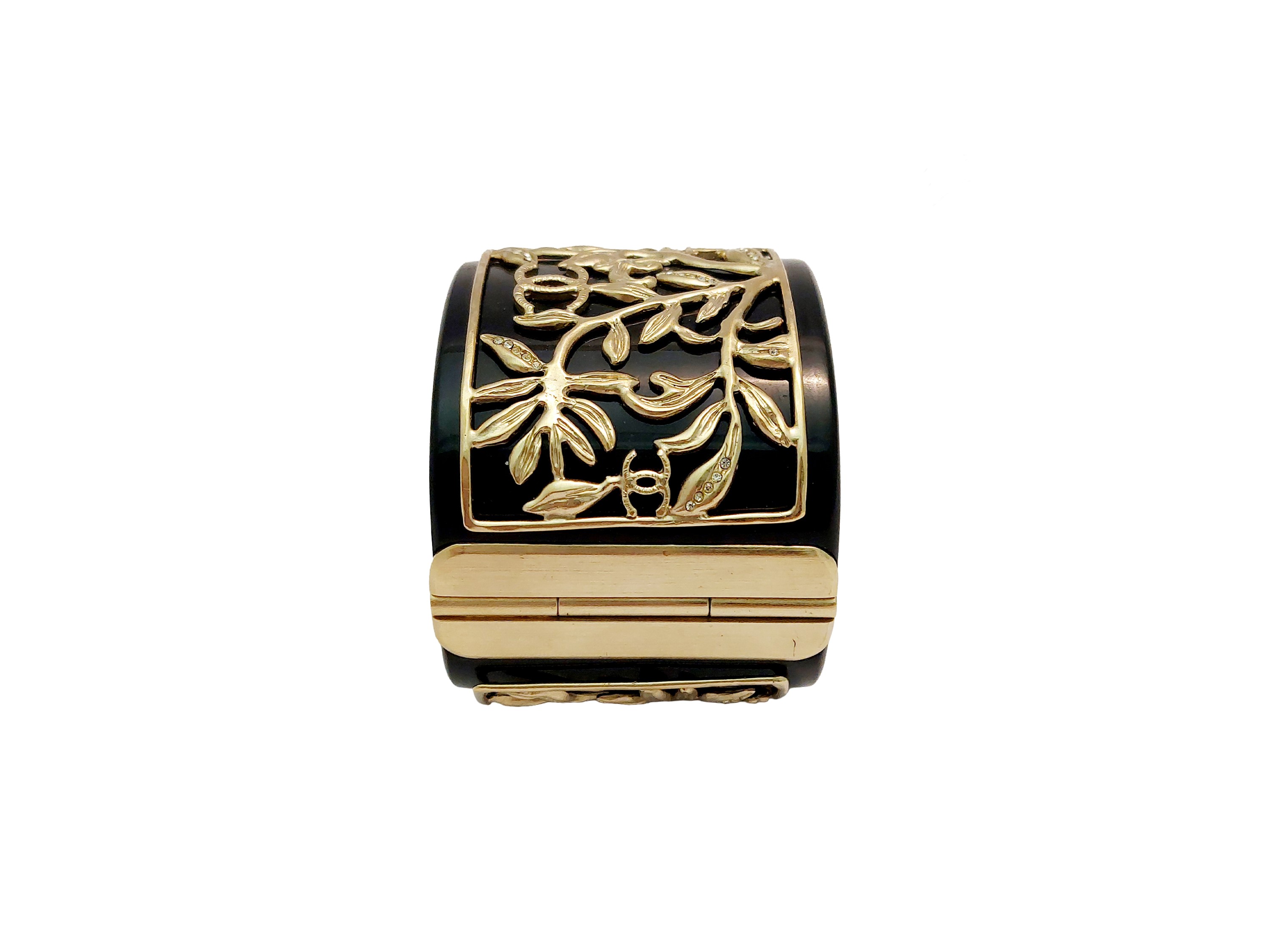 Chanel - Bracciale Rigido in Resina e Legno