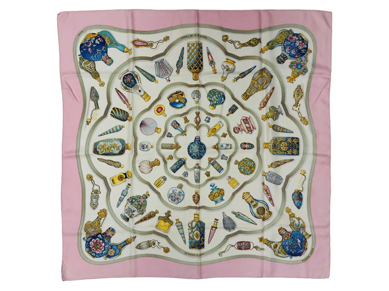 Hermès - Foulard in Seta "qu'importe le Flacon..."